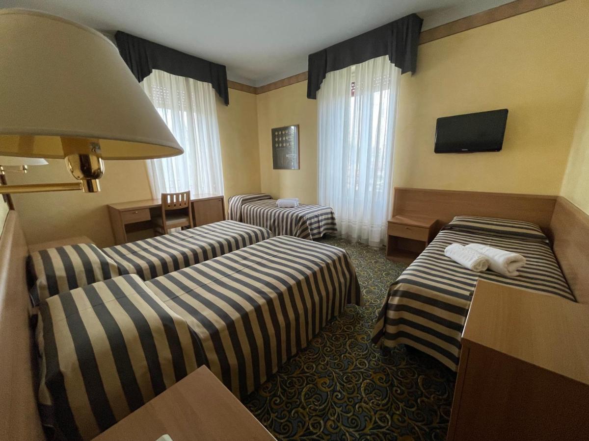 Hotel Giardinetto 데센자노델가르다 외부 사진