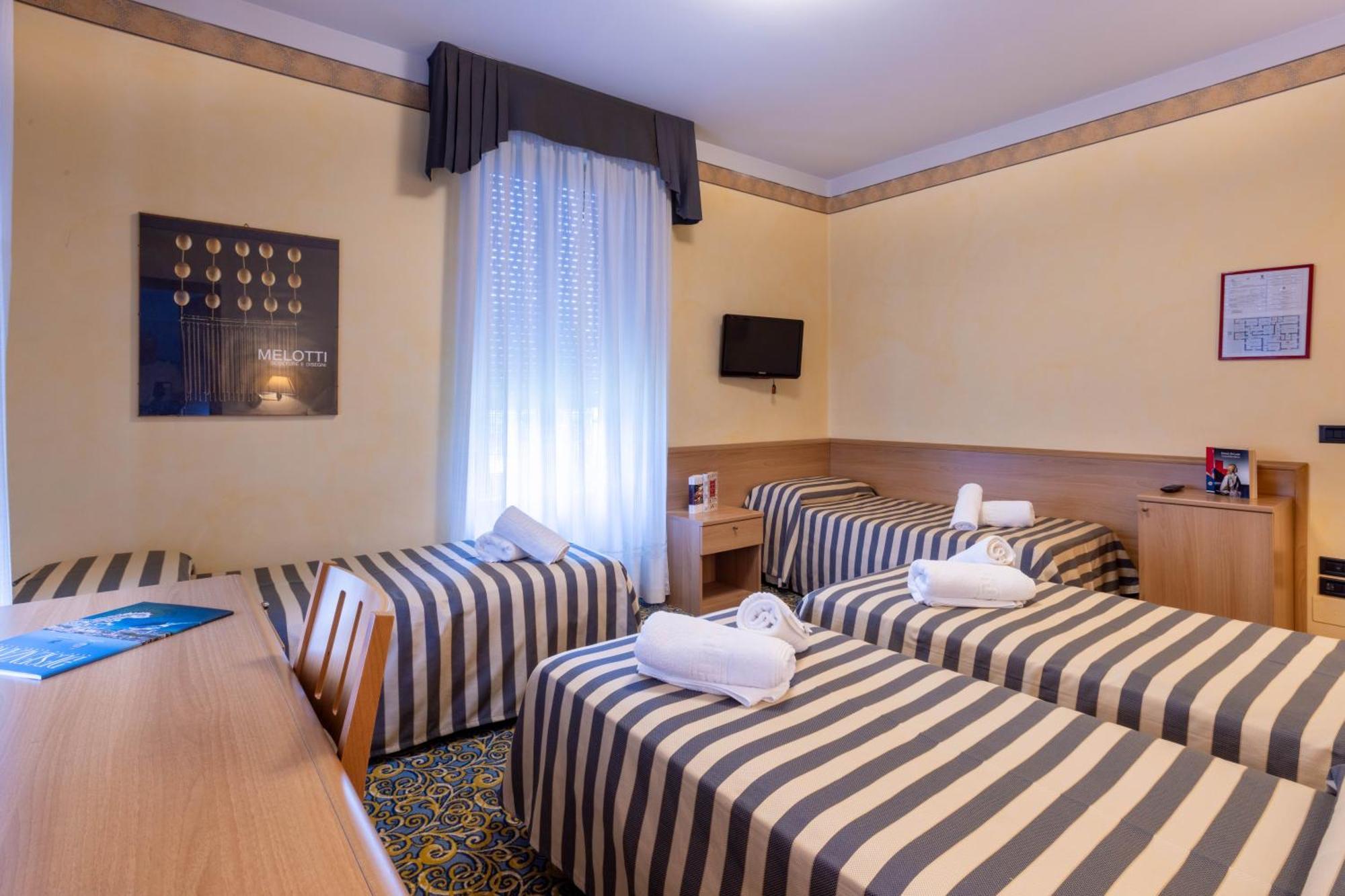 Hotel Giardinetto 데센자노델가르다 외부 사진