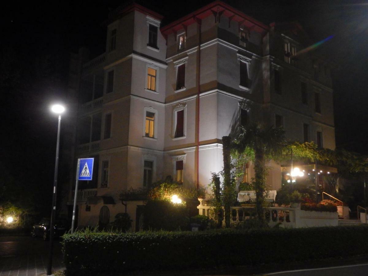 Hotel Giardinetto 데센자노델가르다 외부 사진